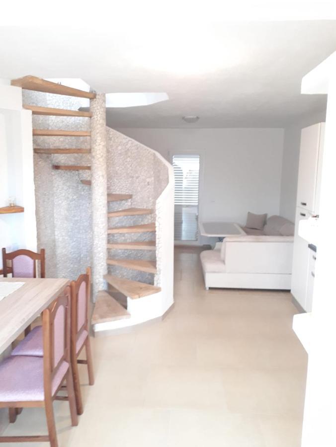 Ferienwohnung Amanda C Starigrad Paklenica Exterior foto